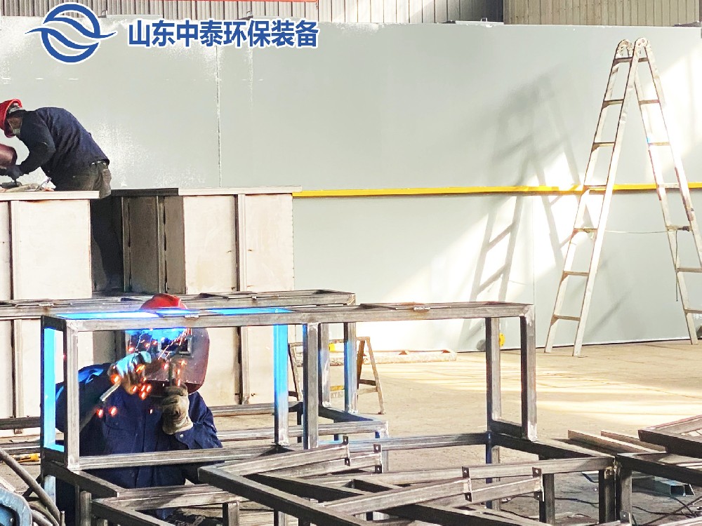 一體化污水處理設(shè)備,一體化污水處理設(shè)備廠家，集裝箱一體化污水處理設(shè)備，農(nóng)村污水處理設(shè)備、農(nóng)村一體化污水處理設(shè)備、農(nóng)村生活污水處理設(shè)備、食品污水處理設(shè)備、醫(yī)療污水處理設(shè)備
